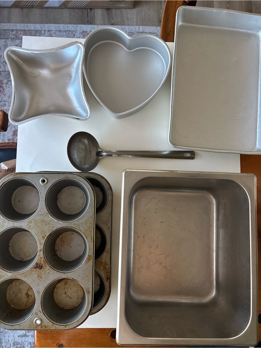 Silver Nonstick Bakeware Set - Versatile Home Kitchen Collection